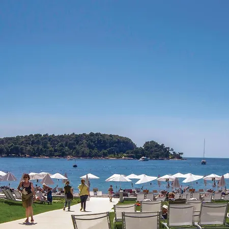 Dom wakacyjny Amazing In With Outdoor Swimming Pool Rovinj