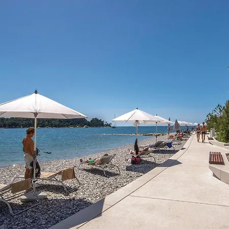 Dom wakacyjny Amazing In With Outdoor Swimming Pool Rovinj